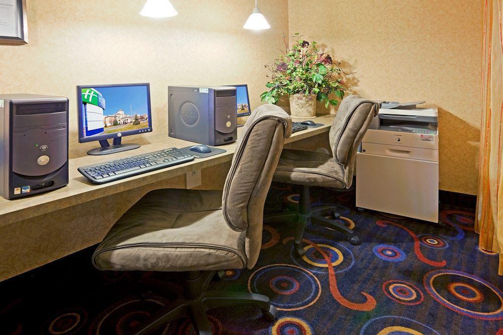 Holiday Inn Express Hotel & Suites Minneapolis-Golden Valley By Ihg Saint Louis Park Facilidades foto